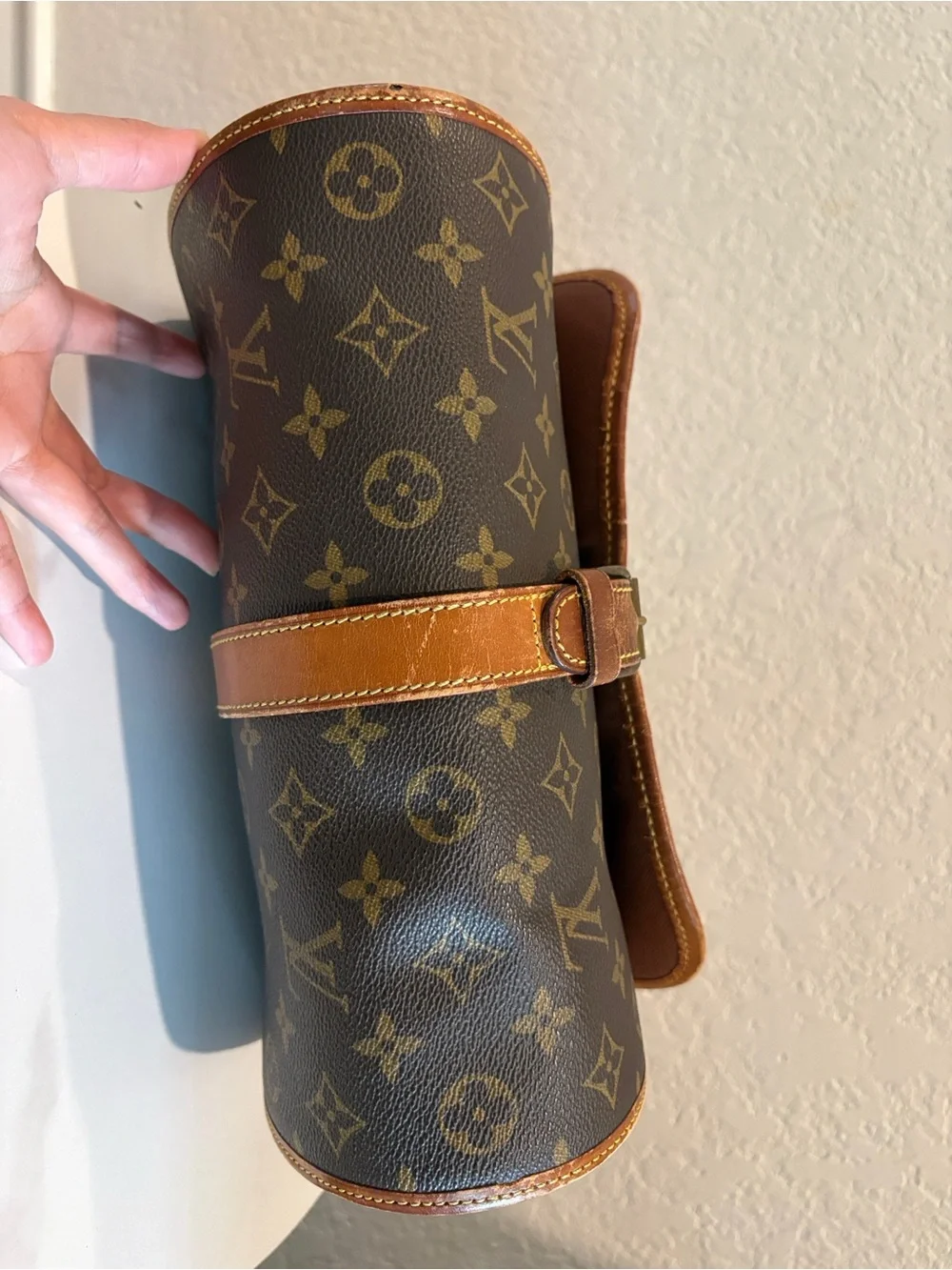 Louis Vuitton Marne Brown
Monogram Crossbody Bag - Picture 6 of 16